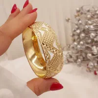 بدلیجات وانواع النگو و دستبند