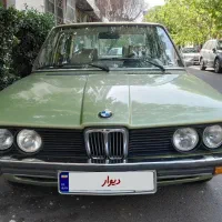 بی ام و 518 مدل 1977