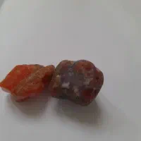 ۲عدد سنگ یاقوت سرخ و کبود
