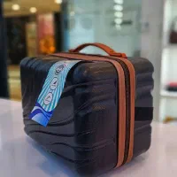 چمدان آرایشی / کیف لوازم آرایش