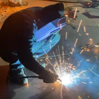 استخدام کارگر ساده جوشکار و فنی کار|استخدام صنعتی، فنی، مهندسی|شهریار, بکه|دیوار