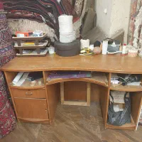 میز آهنی