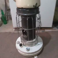 چراغ نفتی وکتری|کلکسیون اشیاء عتیقه|تویسرکان, |دیوار