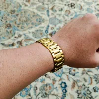 دستبند طلائی رنگ ثابت