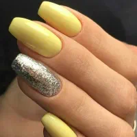 آموزش پیشرفته کاشت ناخن با مدرک