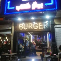 پیک موتوری