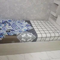 تخت تک نفر با تشک