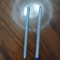 خودکار قدیمی پر خاطرات