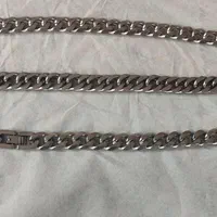 نیم‌ست‌زنجیر‌استیل‌ونگین‌انگشتر تراش‌خورده