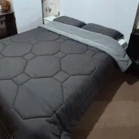 تخت دونفره سفید رنگ ساده