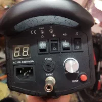 کیت فلاش چتری استودیویی ۲۰۰ ژول S&S TC-200