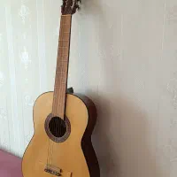 گیتار کلاسیک|گیتار، بیس، امپلیفایر|تهران, نارمک جنوبی|دیوار