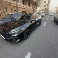 کی ام سی j7. در حد نو