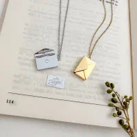 گردنبند پاکت نامه