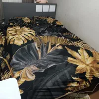 تخت خواب دونفره (یه طرف دارای دوکشو)همراه تشک