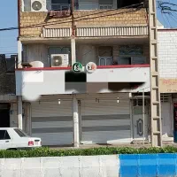 مغازه دو دهنه120متری و2واحدمسکونی بالاش. بلواراصلی