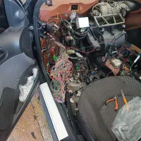 امداد برق خودرو وباطری زارعی