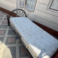 فروش تخت یک نفره با توشک طبی