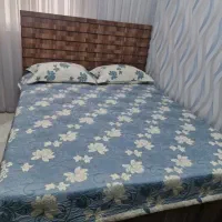 تخت وتشک و کنار تختی