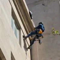 خدمات کار در ارتفاع با طناب(بدون نیاز به داربست)