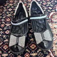 کفش سالم و در حدنو