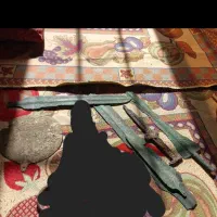 آینه و وسایل انتیک مفرغی۳۰۰۰ساله