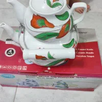 کتری و قوری ست نو با جعبه|قوری، کتری، قهوهساز دستی|رشت, حومه رشت|دیوار