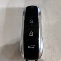 یک عدد ریموت ماشین گم کردم خ پروین حکیم شفایی