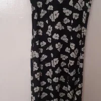 تعدادی لباس نو|لباس|نهاوند, |دیوار