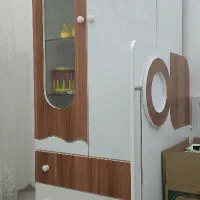 تخت و کمد