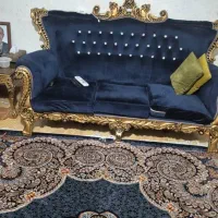 مبل 7 نفره همراه میز وسط و دو تا عسلی