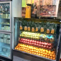 استخدام نیروی کارساده و ماهر ابمیوه بستنی|استخدام خدمات فروشگاه و رستوران|تهران, میدان ولیعصر|دیوار