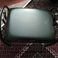 صندلی آهنی