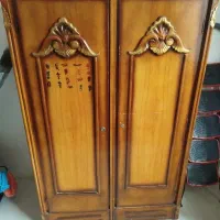 کمد لباس چوبی