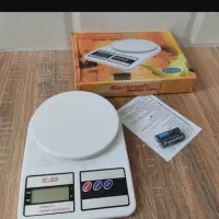 ترازو آشپزخانه + دو عدد باتری