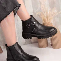 نیم بوت طرح چرم