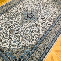 یک جفت فرش ۶ متری