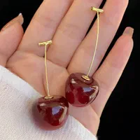 گوشواره گیلاسی