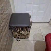 صندلی و باکس لباس