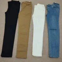 یک عدد شلوار لی وسه تا شلوار کتان به همراه پیراهن