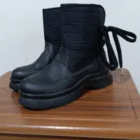 نیم بوت زنانه. سایز ۳۹. نو