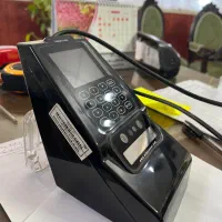 دستگاه حضور و غیاب