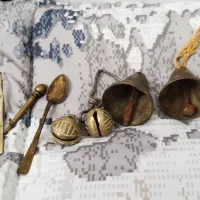 زنگوله و قریچه سگ