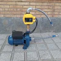 پمپ آب یک اسب با کلیه لوازم و اتصالات در حد نو