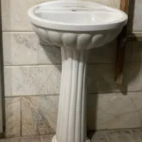 روشویی سرویس بهداشتی