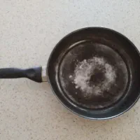 قابلمه و ماهی تابه تفلون