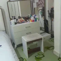 سرویس خواب دو نفره|تخت و سرویس خواب|صدرا-فارس, فاز ۱|دیوار