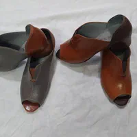 کفش رسمی تمام چرم پاشنه چوب ۲جقت سایز ۳۸