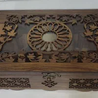 تیبگ جعبه چوبی کادو روز مادر شب یلدا|ظروف سرو و پذیرایی|کاشان, سرفره و صدره|دیوار