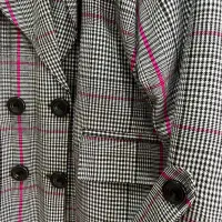 پالتو|لباس|چالوس, |دیوار